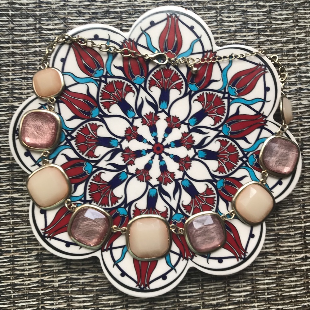 2/$10 Pink/Peach and Gold Statement Necklace